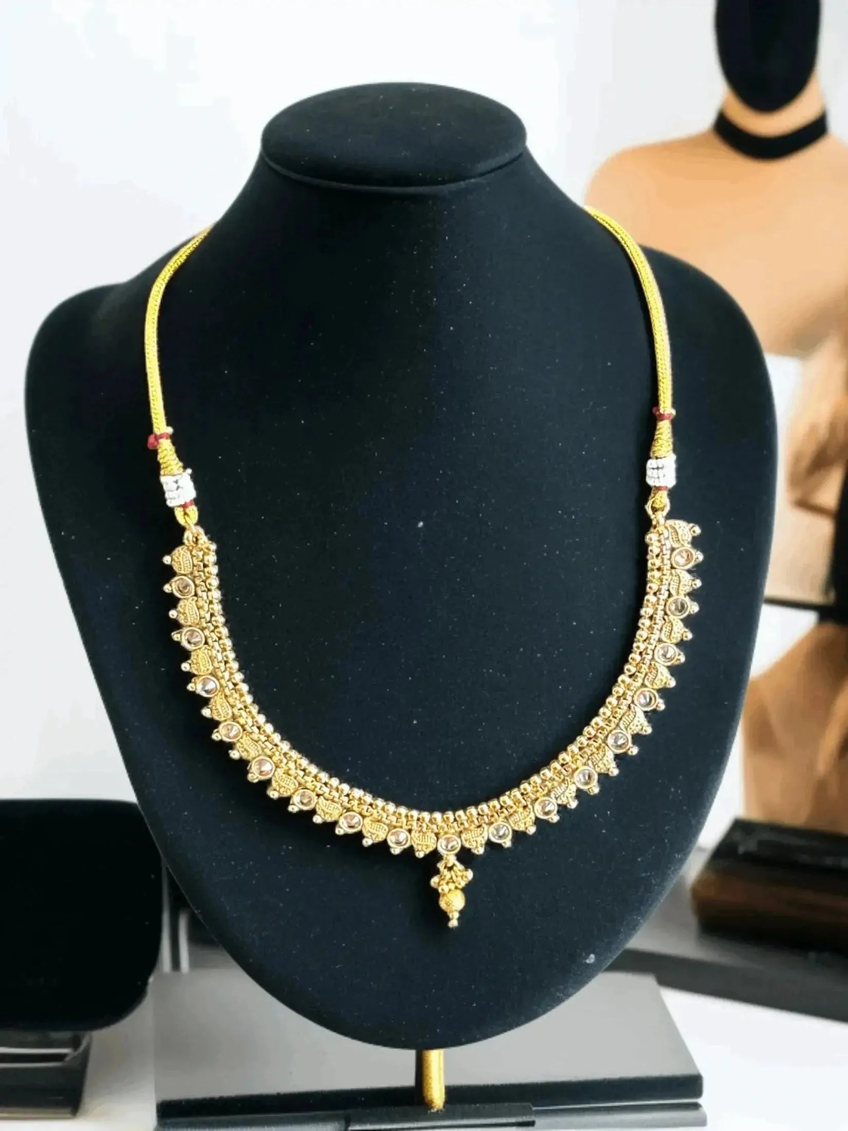Blue Enigma Necklace Set.