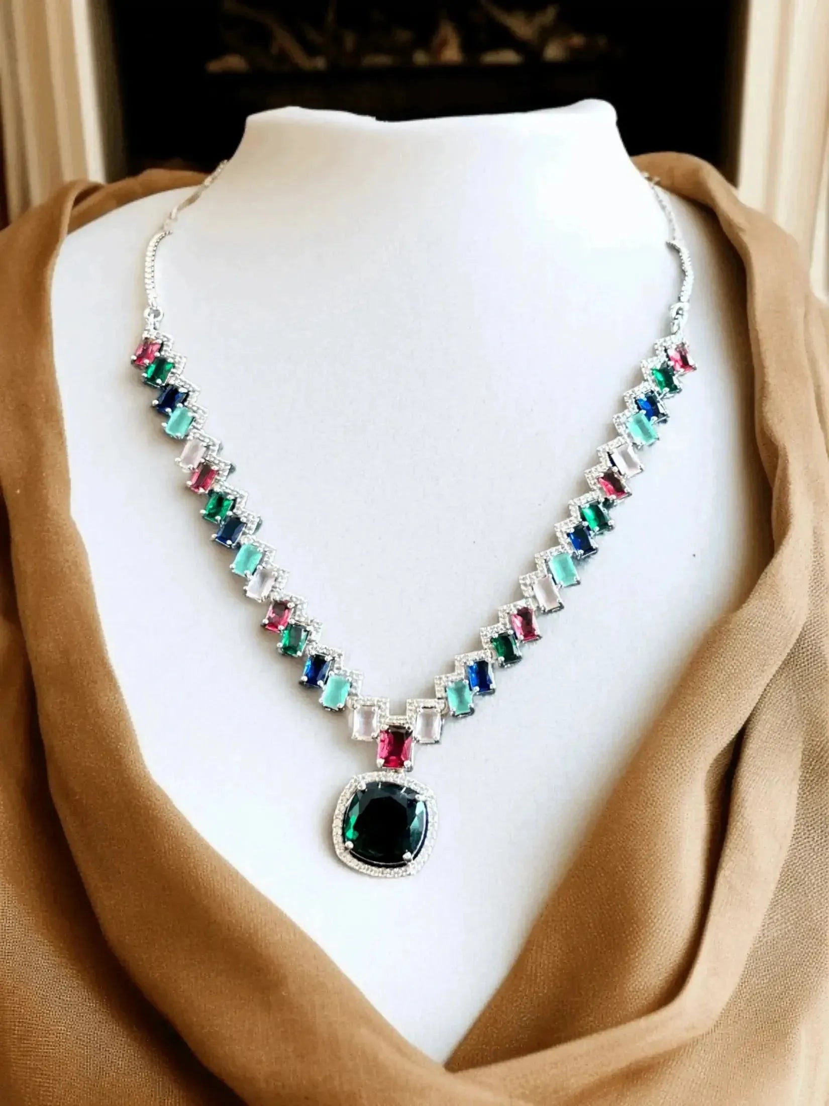 Blue Enigma Necklace Set.