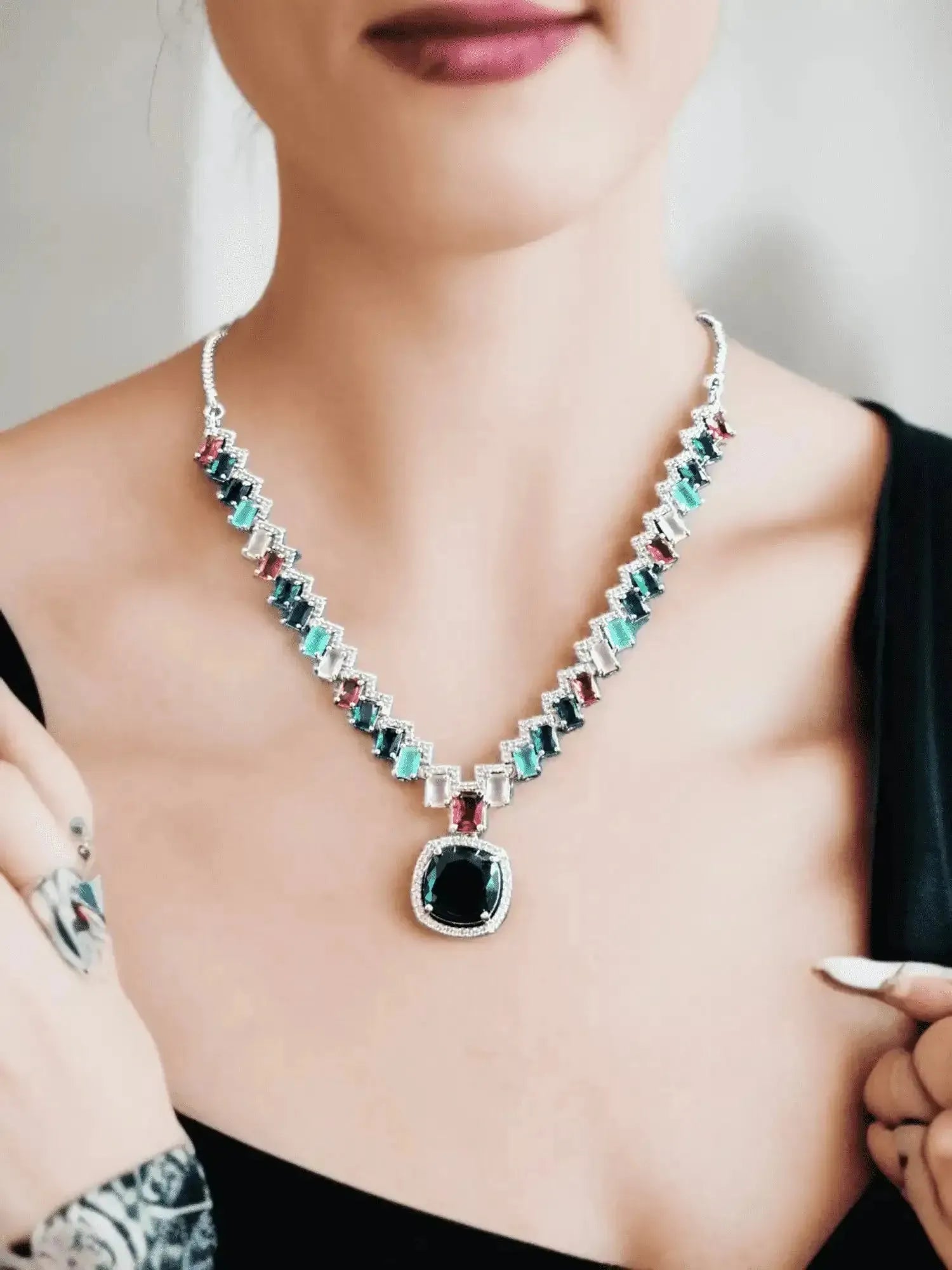 Blue Enigma Necklace Set.